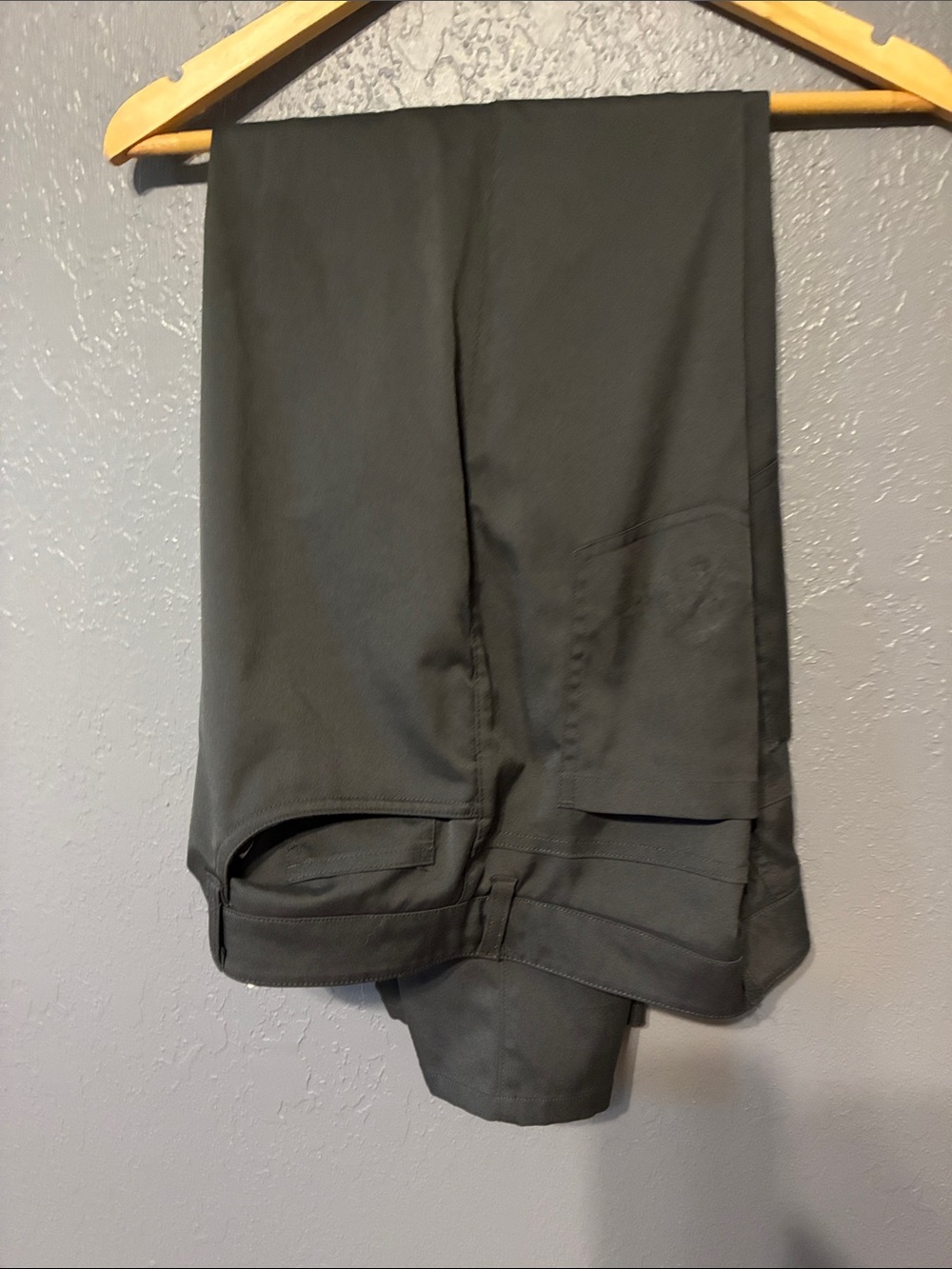 PGA TOUR Grey Chino Pants — 34 x 30